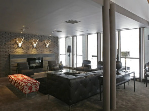 The Ridge Hotel & Apartments