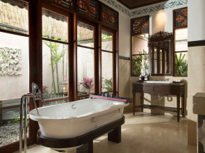 Отель Dwaraka The Royal Villas