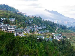 Sapa CatCat Hills Resort