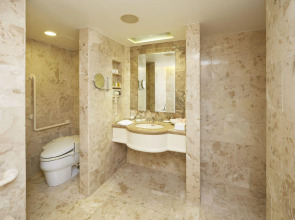 Отель Okura Tokyo Bay