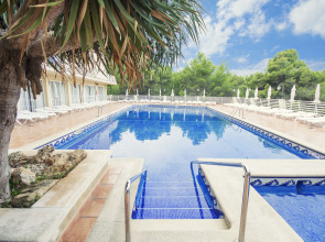 Azuline Hotel Bahamas y Bahamas II