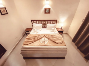 Smiles Stone Town Hotel