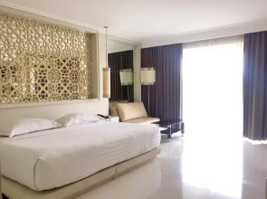 Dreamland Paradise Hotel