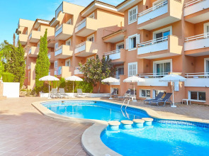 Universal Apartamentos Laguna Garden