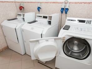 Happy Village & Camping