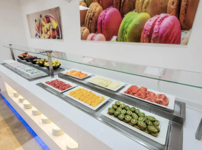 Отель THB Tropical Island Aparthotel