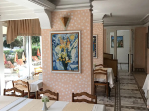 Blue Yacht Marina Apart Hotel