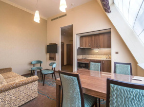 Merchant's Crown Suites and Spa