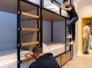 Petit Hostel La Latina - Adults Only