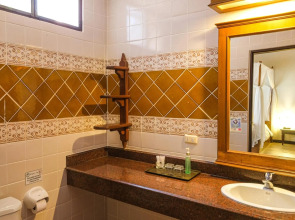 Bhundhari Chaweng Beach Resort Koh Samui