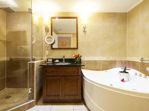 Divi Aruba Phoenix Beach Resort