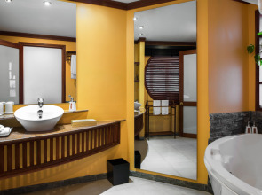 Victoria Hoi An Beach Resort & Spa