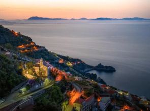 Albergo Diffuso Bacco Furore