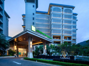 Holiday Inn Hotel and Suites Sanya Yalong Bay by IHG