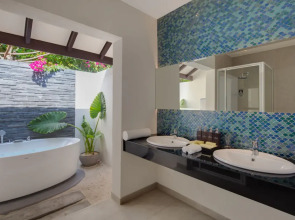 Adaaran Select Meedhupparu