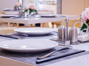 Paco Hotel Tiyuxilu Metro Guangzhou-Free Shuttle Bus during Canton Fair