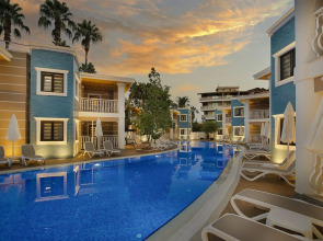 Quattro Beach Spa & Resort Hotel