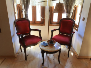 Tom Square Boutique Hotel