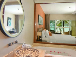 Phuket Panwa Beachfront Resort