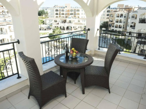 St Nicolas Elegant Residence