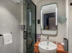 TRIBE Budapest Airport