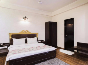 Rockland Hotel - C R Park