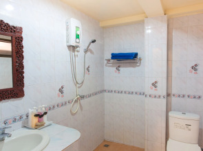 Haad Yao Bayview Resort & Spa