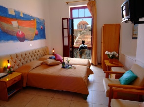 Kiniras Traditional Hotel & Restaurant