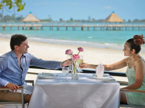 Independence Hotel by Dara