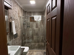 Dolphin Apart & Hotel