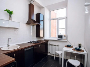 Tolstoy Apart Тургеневская 74