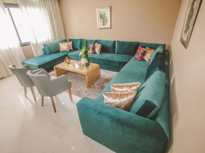 New Art's DownTown Hotel