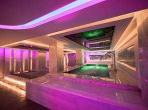 Bellagio Beach Resort