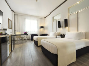 Отель Melia Milano