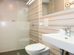 Tia Apartments and Rooms