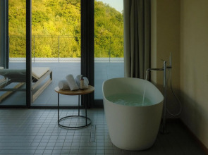 Курорт Kvareli Lake