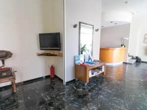 City Plus Rhodes Hotel