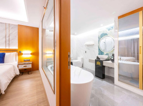 Отель Wyndham Jomtien Pattaya