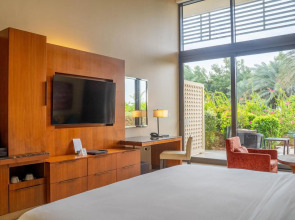 VOGO Abu Dhabi Golf Resort & Spa