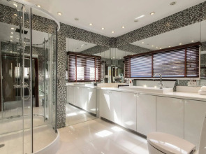 Boujis Boutique Resort