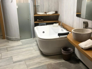 Valeni Boutique Hotel