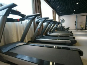 Longyue International Hotel