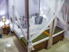 Mrs Wijenayake's Beach Haven Guest House