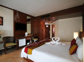 Baan Karonburi Resort