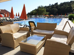 Tropical  Deluxe Suites