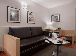 Suites Plaza Hotel & Wellness