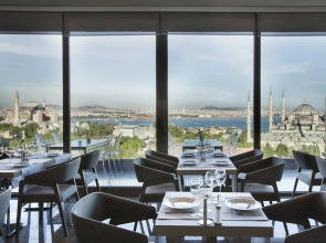 Hotel Arcadia Blue Istanbul