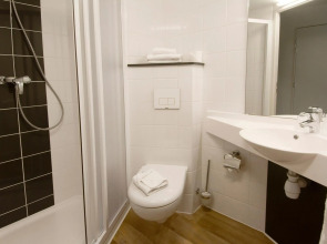 Отель Lodge In Paris 13 