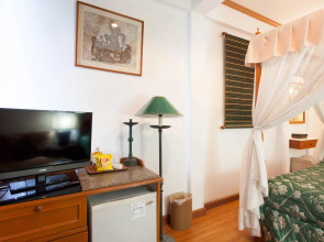 Orchid Hotel and Spa