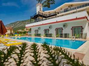 Sunshine Holiday Resort